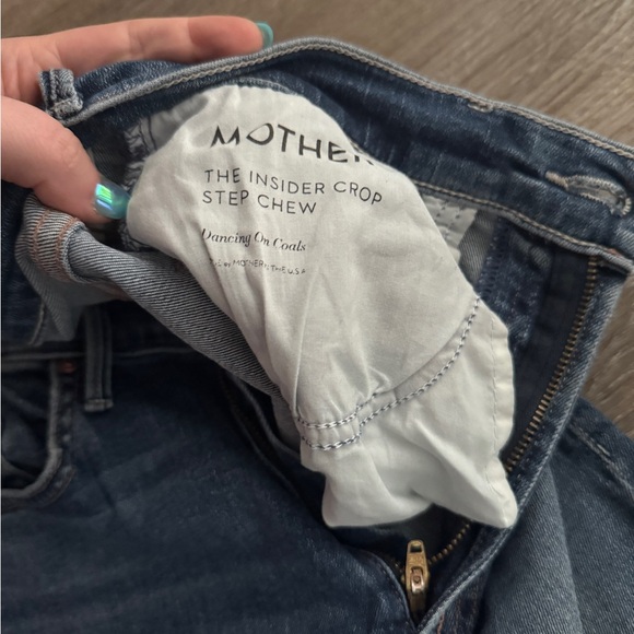 MOTHER denim crop step chew Dancing on coals size 28 - Picture 8 of 10